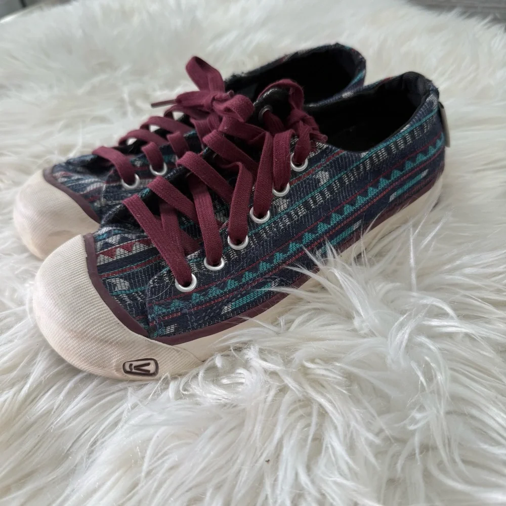 KEEN Coronado II Aztec Woven Canvas Vulcanized Sneakers Blue Women’s 6